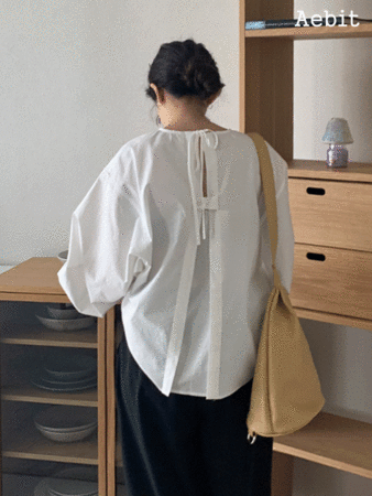 자체제작 back strap blouse (2color) 재진행